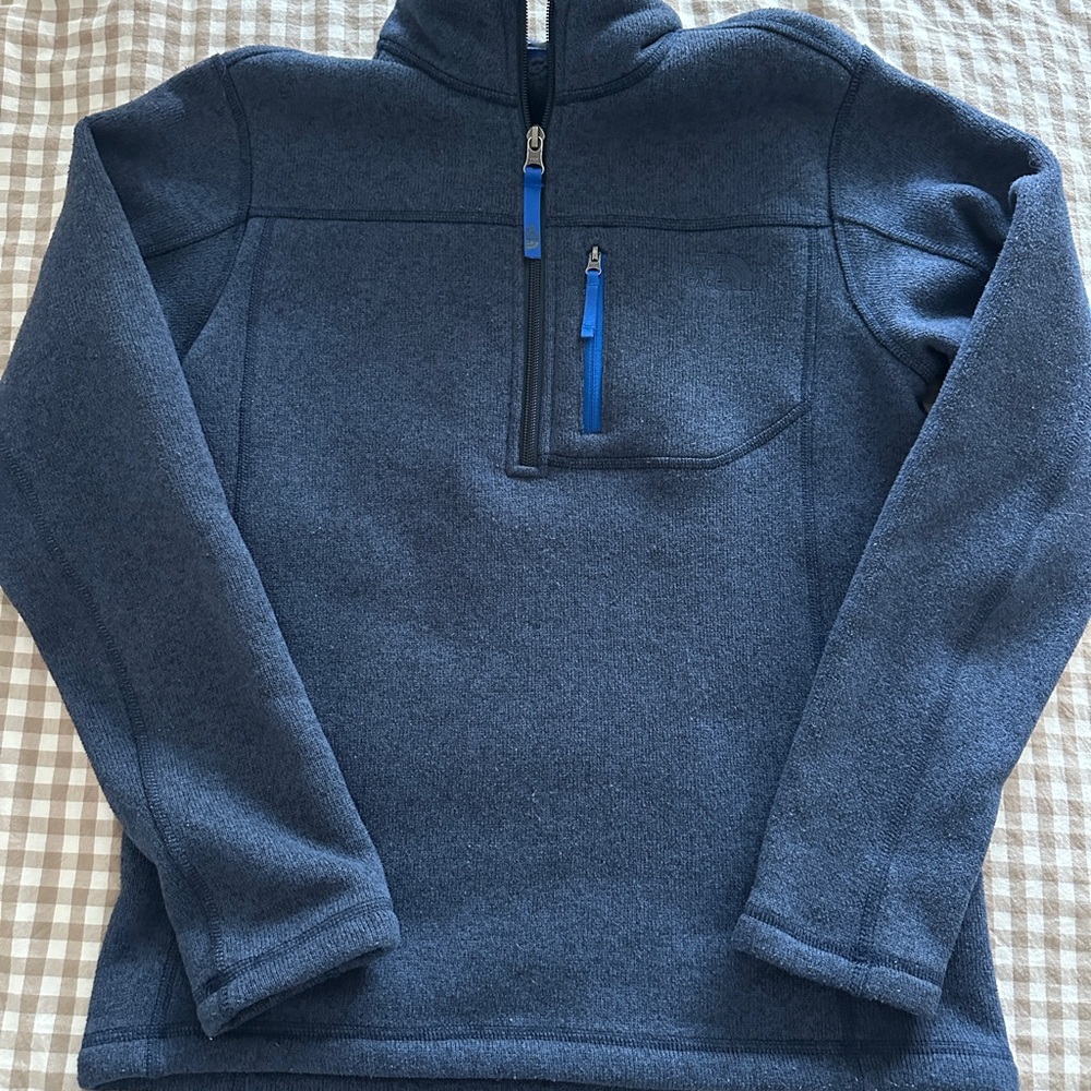 The North Face (TNF) boys’ blue quarter-zip sweater fleece pullover - 14-16 Lg